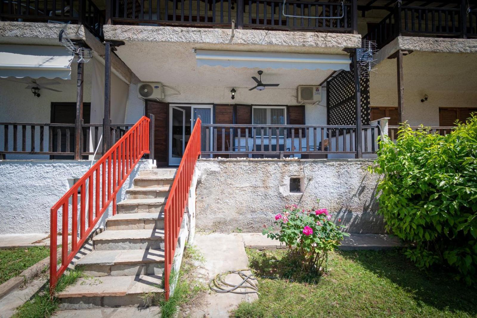 Xelidonia Apartments By Rentalspro Services - Nikiti Halkidiki เมตามอร์โฟซี ภายนอก รูปภาพ